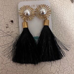 Taylor Shaye Gold and Black Tassel Earrings NWT